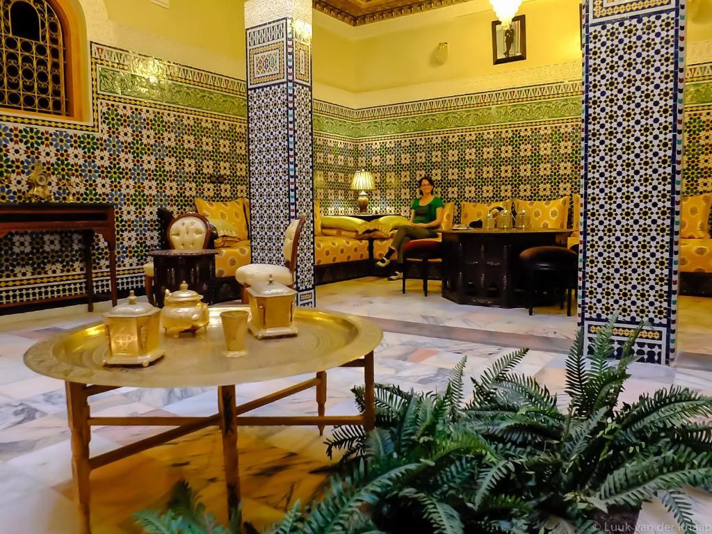 Dar Al Madina Al Kadima Fez Exterior foto